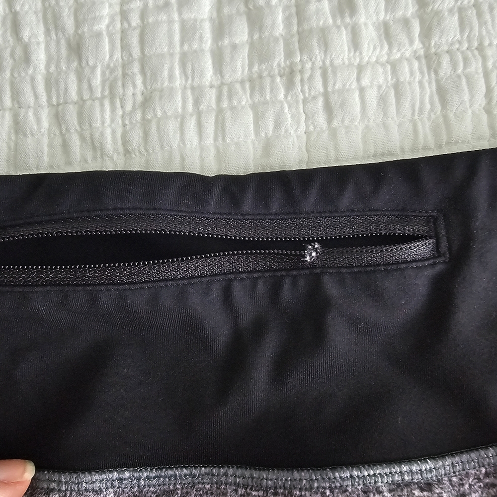 Lululemon Speed Up Heather Lux Shorts 2.5" - Picture 10 of 10